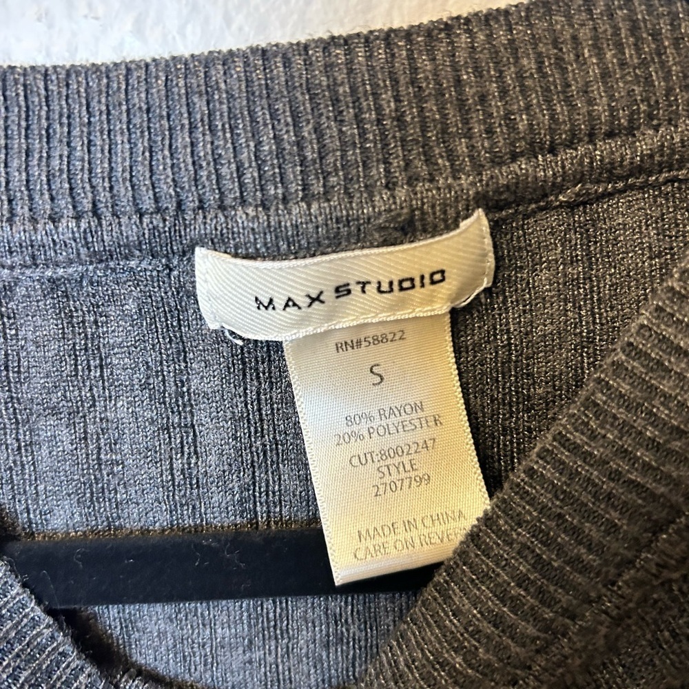 Max Studio Ribbed Sweater Grey Size Small - Picture 5 of 6